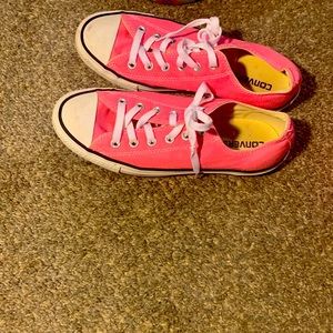Pink converse